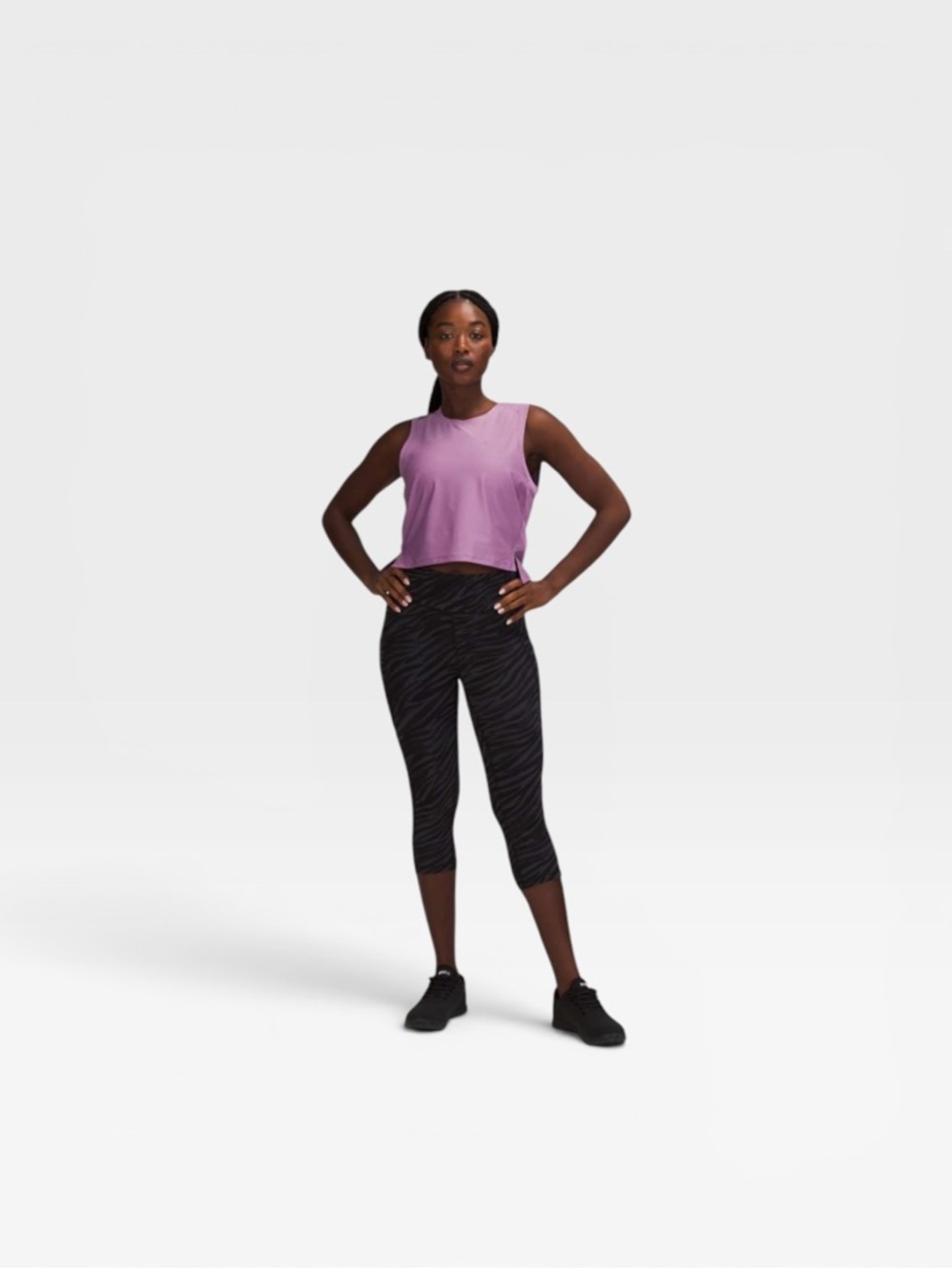 Lululemon Mesh Back Cropped Train
Tank Top
Wisteria Purple